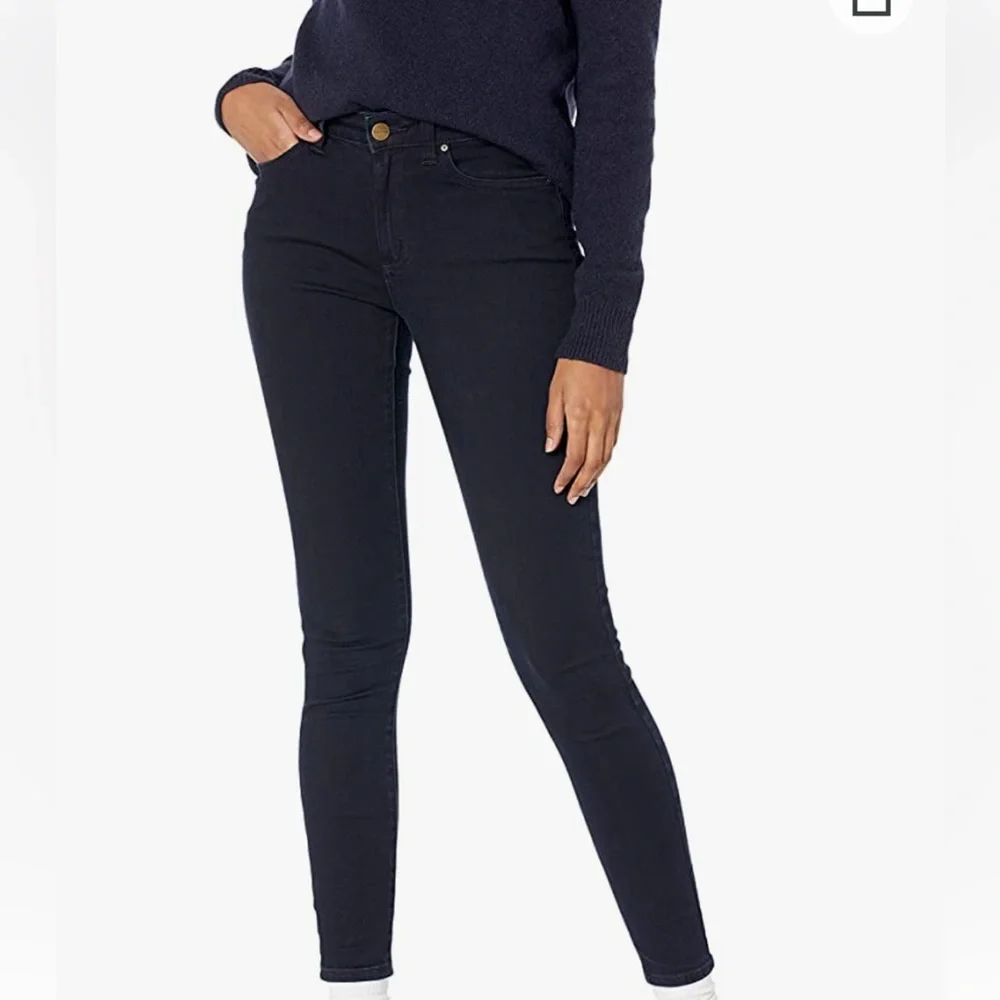 Slim Fit Jeans Dark Blue Stretch by Daily Ritual Women’s Size Waist 26 X 29 NEW - Picture 1 of 11